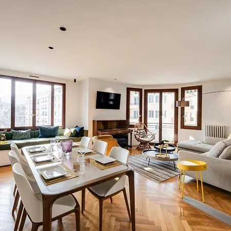 Apartment Sommeiller - Large T4 Of 130 Square Meter For 6 People With Parking Annecy